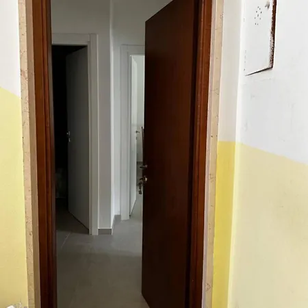Zia Nena Apartment Zelo Buon Persico